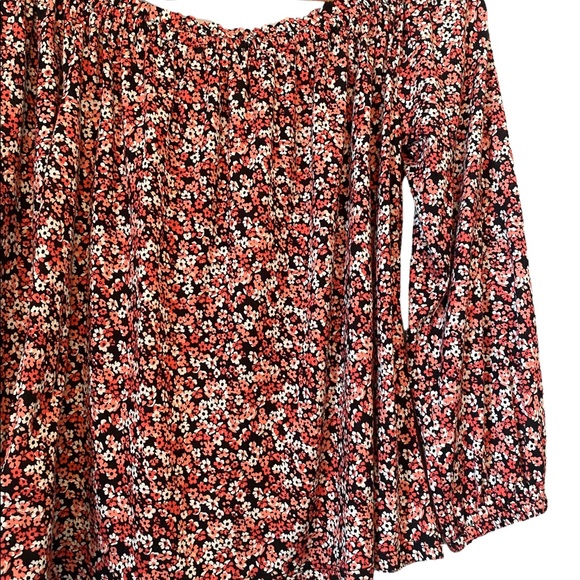 Michael Kors Long Sleeved Floral Top - Picture 6 of 13